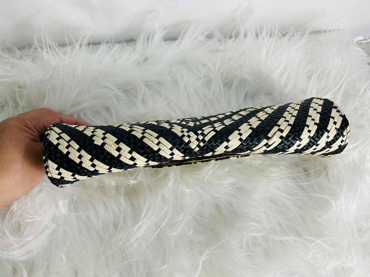 Mayumi Clutch - Black Base LABRA