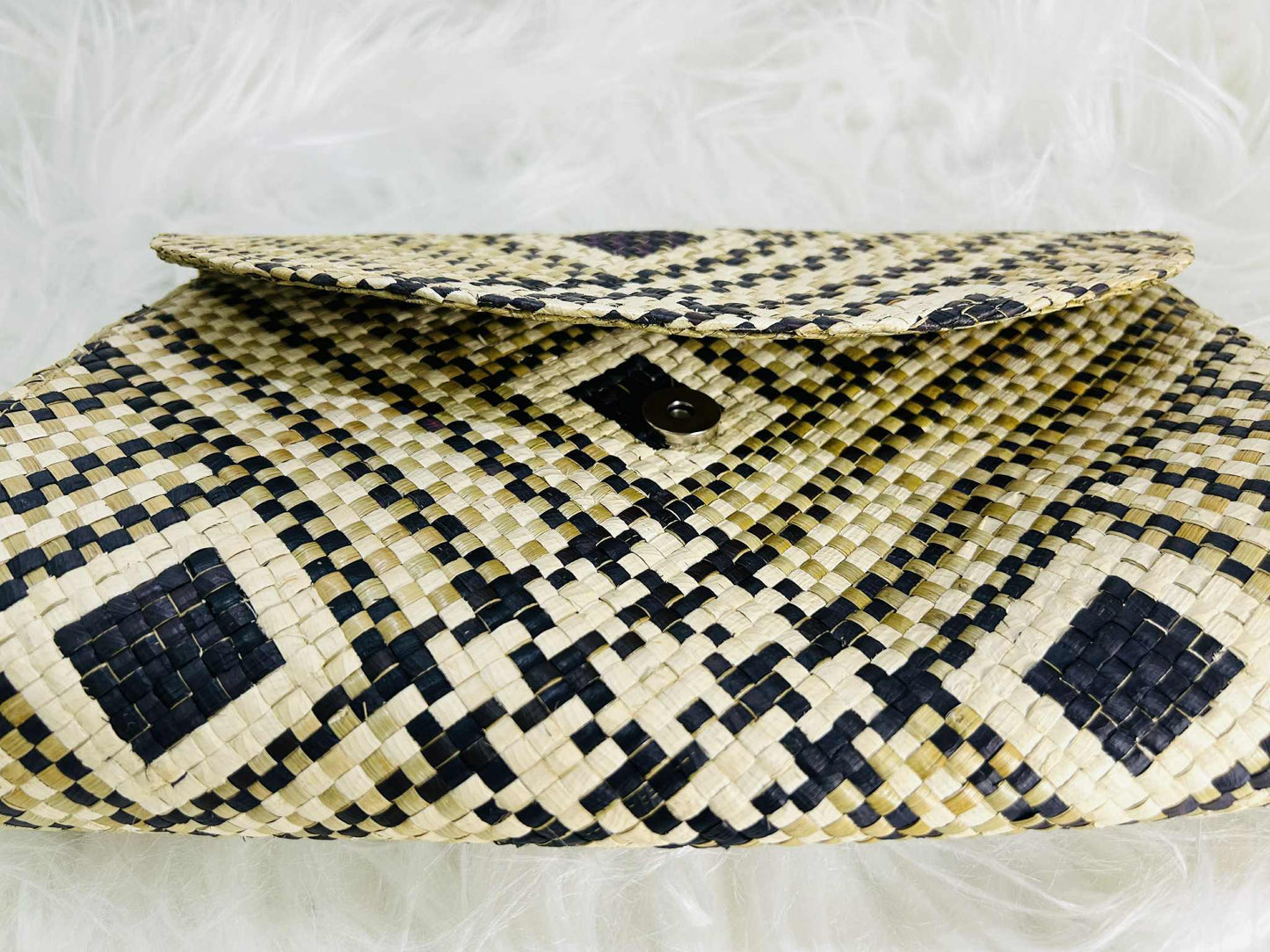 Marie Clutch - Natural Base Diamond