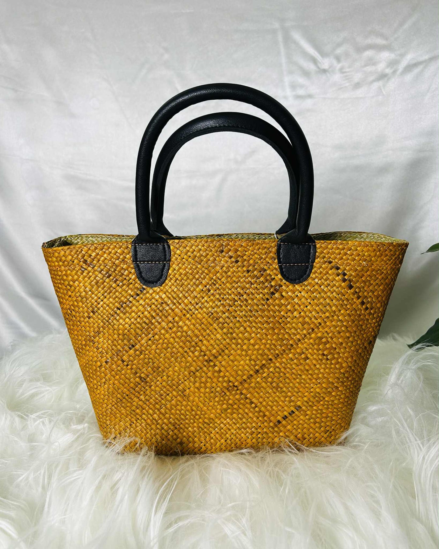 Customized Handwoven Banig Handbag with Leather Handle