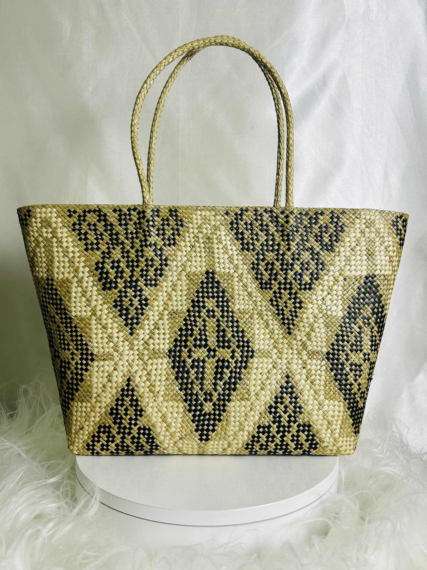 Medium Handwoven Banig Bag with Soft Handle