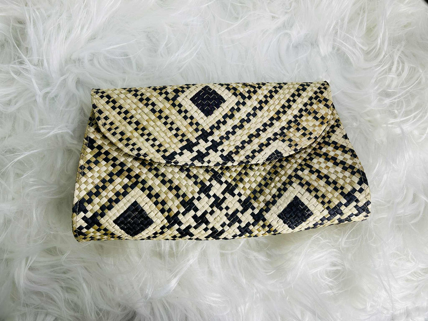 Marie Clutch - Natural Base Diamond