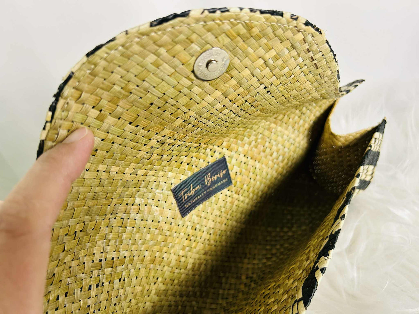 Mayumi Clutch - Black Base LABRA