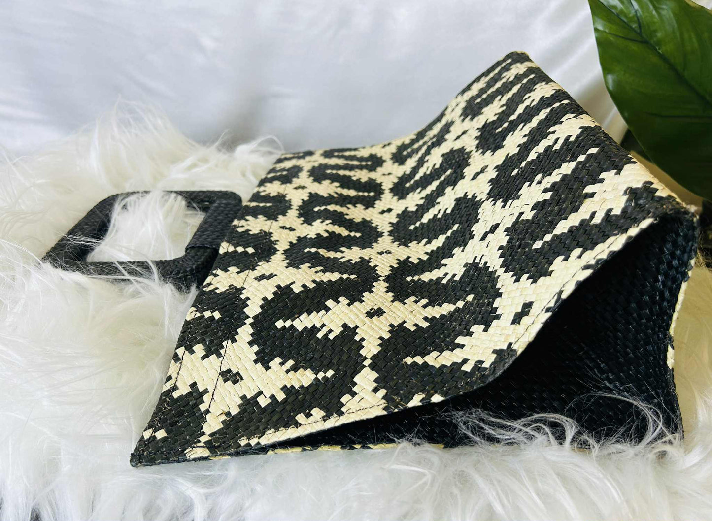 Medium Expandable Handwoven Banig Bag with Square Handle